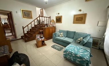 Casa de 3 dormitorios, en Venta en 63 e 17 y 18