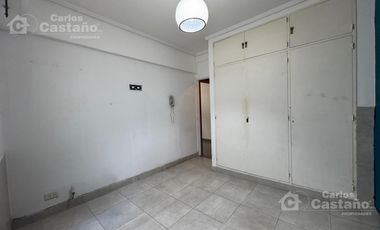 Depto. 3 Amb. con Gran Patio y Apto Profesional