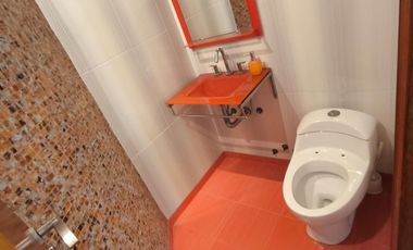 Casa en venta, de estilo, 3 dormitorios, garaje, parque, piscina. Villa del Plata