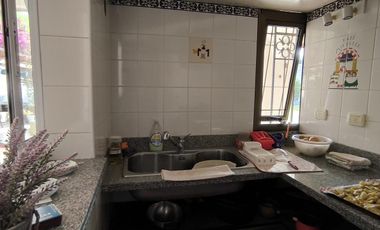 Casa en venta, de estilo, 3 dormitorios, garaje, parque, piscina. Villa del Plata