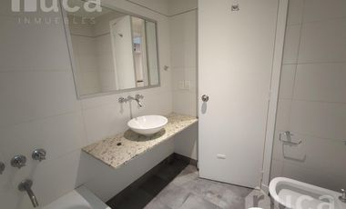 Departamento de 3 ambientes con balcón y patio en alquiler con pileta y sum - Florida