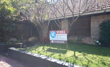 Esquina ideal para fines comerciales o emprendimiento