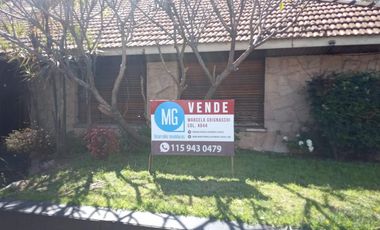 Esquina ideal para fines comerciales o emprendimiento