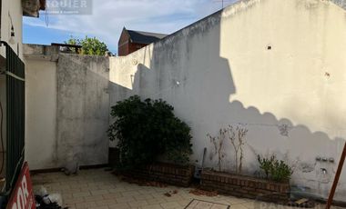 Casa en MUY BUENA UBICACION