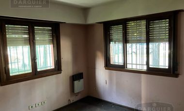 Casa en MUY BUENA UBICACION