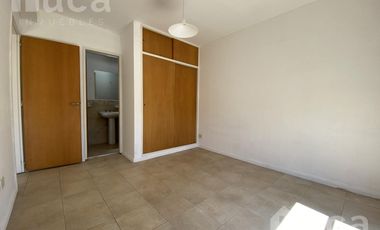 PH APTO PROFESIONAL CENTRO DE MARTINEZ EN VENTA