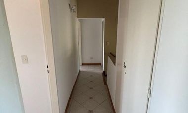 Casa en venta en Los Pilares (con renta hasta enero de 2026)