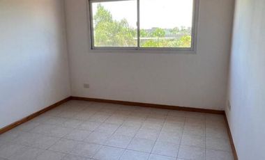 Casa en venta en Los Pilares (con renta hasta enero de 2026)