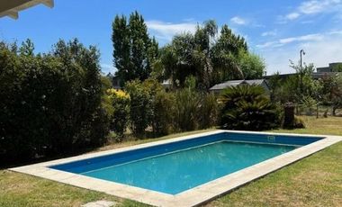 Casa en venta en Los Pilares (con renta hasta enero de 2026)