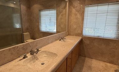 En renta amueblada en  JARDINES EN LA MONTAÑA