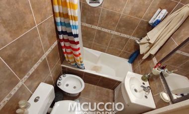 PH tipo casa en venta, Asborno 295, Escobar Centro. APTO CREDITO.