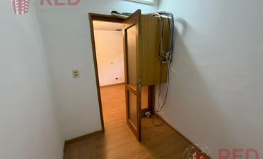 Alquila Casa Gerencial, B° Capellan - 4 Dormitorios