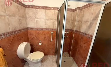 Alquila Casa Gerencial, B° Capellan - 4 Dormitorios