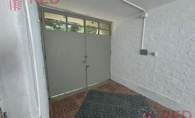 Alquila Casa Gerencial, B° Capellan - 4 Dormitorios