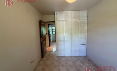 Alquila Casa Gerencial, B° Capellan - 4 Dormitorios