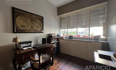 Departamento de tres dormitorios en venta