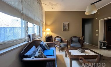 Departamento de tres dormitorios en venta