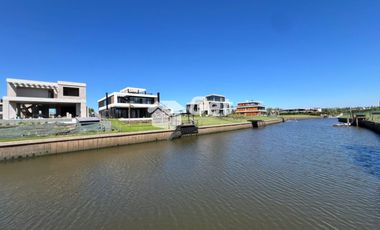 Casa en alquiler, Nordelta  el Yacht al rio
