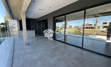 Casa en alquiler, Nordelta  el Yacht al rio