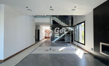 Casa en alquiler, Nordelta  el Yacht al rio