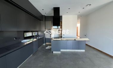 Casa en alquiler, Nordelta  el Yacht al rio