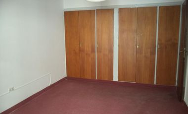 Departamento 2 ambientes en Primer Piso APTO CRÉDITO.- Banfield Oeste