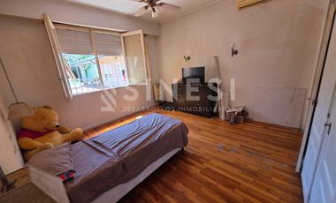 Casa 5 ambientes en San Martin Centro