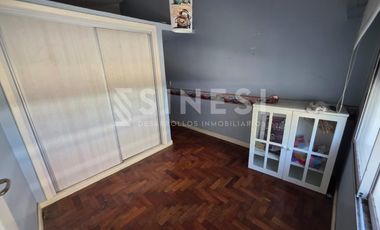 Casa 5 ambientes en San Martin Centro