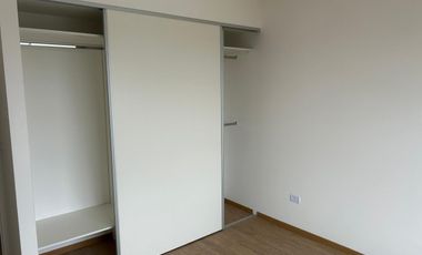 General San Martin  Departamento - 3 AMBIENTES  Con Balcon y Cochera PISO 3  G -