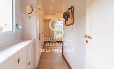 Casa en venta sobre dos lotes Club de Campo El Paso