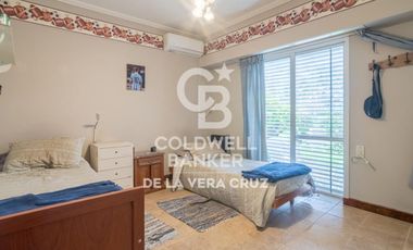 Casa en venta sobre dos lotes Club de Campo El Paso