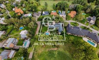 Casa en venta sobre dos lotes Club de Campo El Paso