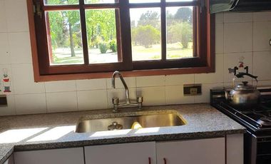 Casa en alquiler en El Ombu | Un dormitorio