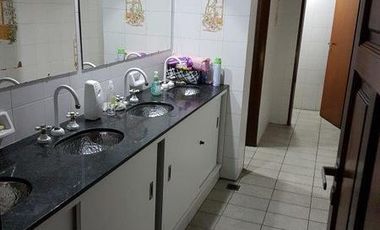 Rolon 2300 Excelente Inmueble ideal Depósito/Oficinas/Salon de fiestas 1200mts cub   400 descub