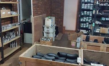 Rolon 2300 Excelente Inmueble ideal Depósito/Oficinas/Salon de fiestas 1200mts cub   400 descub