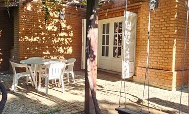 Casa en Alquiler Temporal para 9 personas, Villa Allende Golf