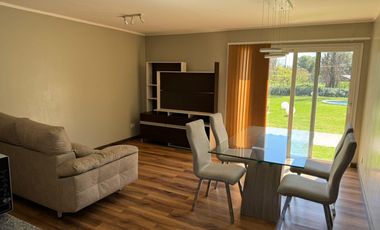 Departamento Frente a Club de Campo