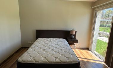 Departamento Frente a Club de Campo