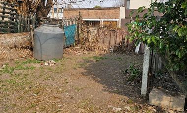 Lote con 2 casas construidas Multifamiliar Pilar Centro