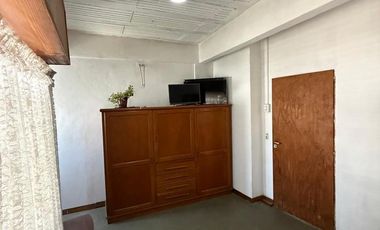 se vende hermosa propiedad en Florencio Varela Villa Vatteone calle general Hornos 958