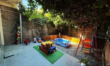 se vende hermosa propiedad en Florencio Varela Villa Vatteone calle general Hornos 958