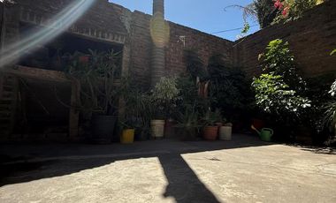 se vende hermosa propiedad en Florencio Varela Villa Vatteone calle general Hornos 958