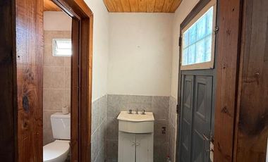 se vende hermosa propiedad en Florencio Varela Villa Vatteone calle general Hornos 958