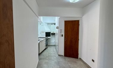 VENTA - DEPARTAMENTO CUATRO AMBIENTES EN SAN BERNARDO CON COCHERA VISTA AL MAR.-