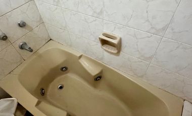 VENTA - DEPARTAMENTO CUATRO AMBIENTES EN SAN BERNARDO CON COCHERA VISTA AL MAR.-