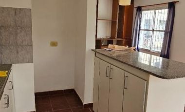 3 AMB CON COCHERA/ 2 DORM/ UBICADO EN CONDOMINIO