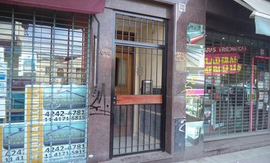 Dpto 4 AMB en Primer Piso  Gran terraza propia. APTO CRÉDITO.- Banfield Oeste