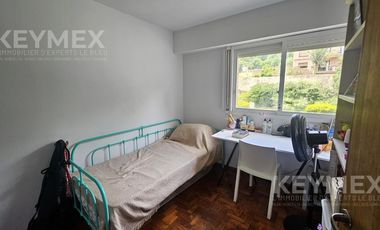 Departamento en Alquiler de 4 dormitorios y cochera cubierta