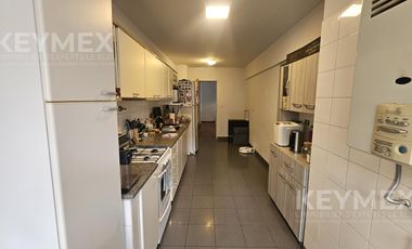Departamento en Alquiler de 4 dormitorios y cochera cubierta