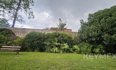 Departamento en Alquiler de 4 dormitorios y cochera cubierta